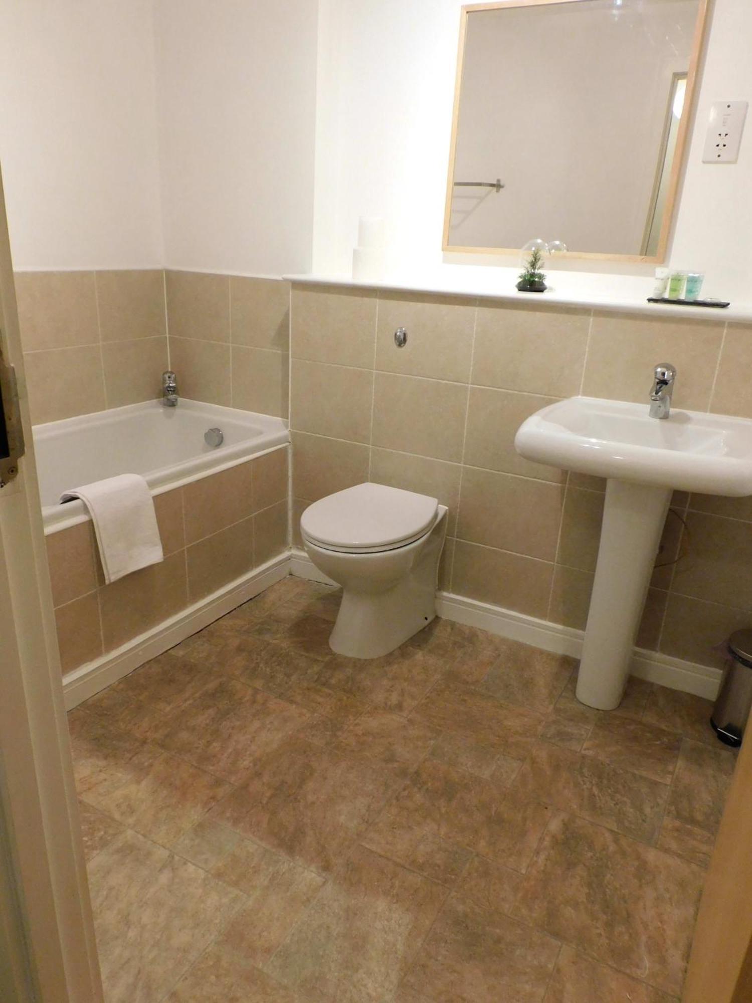 Fabulous 2 Bed Apt 10 Mins From City Centre Glasgow Kültér fotó